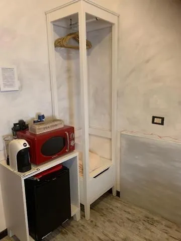 **  Hotel L'Antico Borgo Elena Noli Italien
