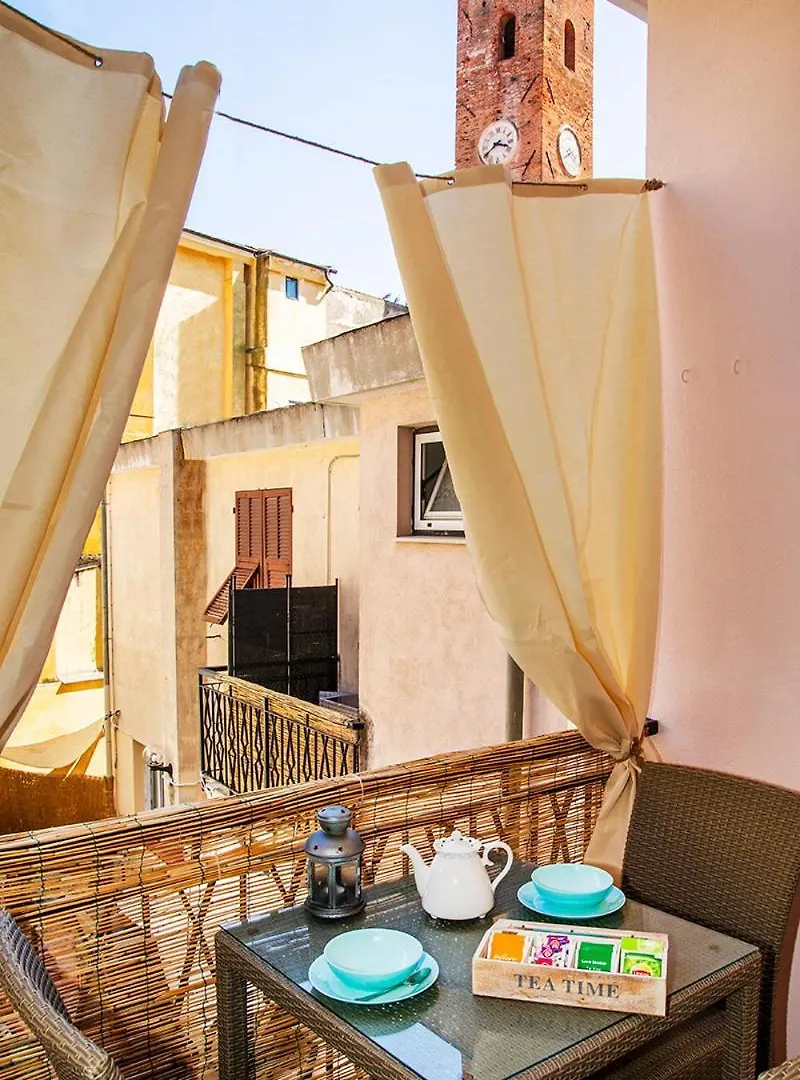 **  Hotel L'Antico Borgo Elena Noli Italien