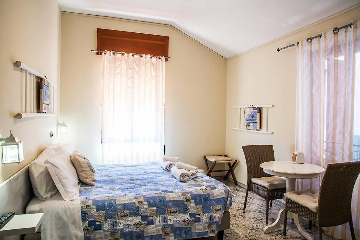 Hotel L'Antico Borgo Elena Noli
